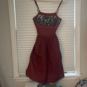 Sweet sundress with grey lining and beaded appliqué